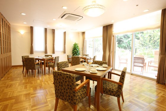 グッドタイム リビング 香里ヶ丘 (大和証券グループ)