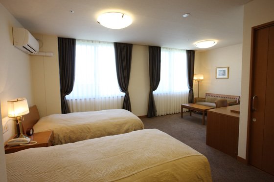 グッドタイム リビング 香里ヶ丘 (大和証券グループ)