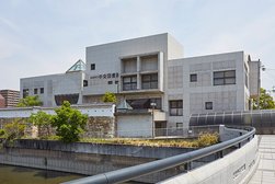 尼崎市立中央図書館