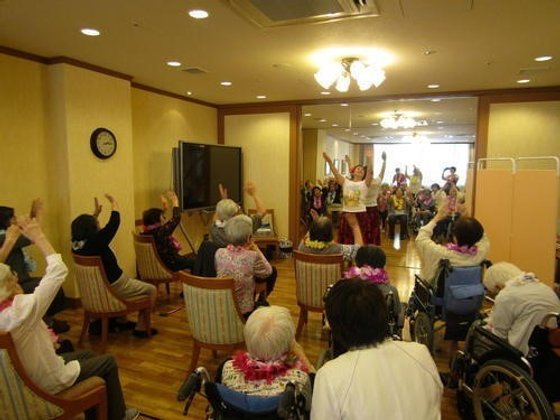 グッドタイム リビング 新百合ヶ丘 (大和証券グループ)