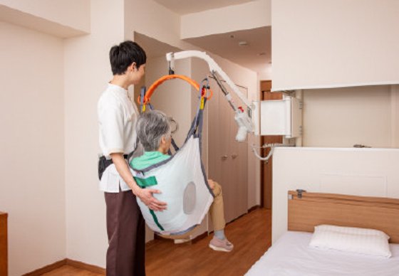 グッドタイム リビング 嵯峨広沢 (大和証券グループ)