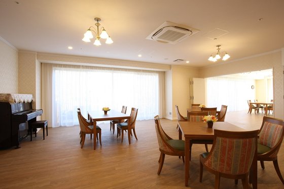 グッドタイム リビング 宝塚逆瀬川 (大和証券グループ)