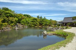 天龍寺|徒歩約22分/約1700m