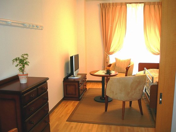 ラ・ナシカつるみ