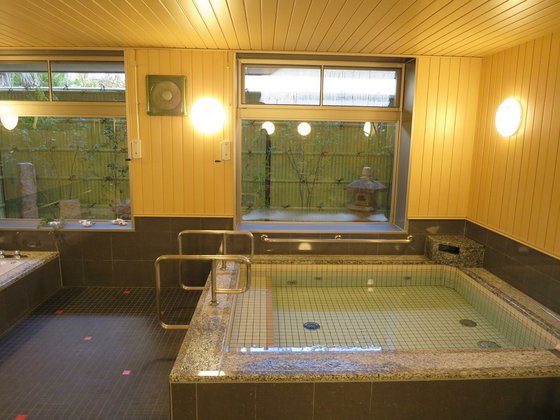 ラ・ナシカ よこすか弐番館