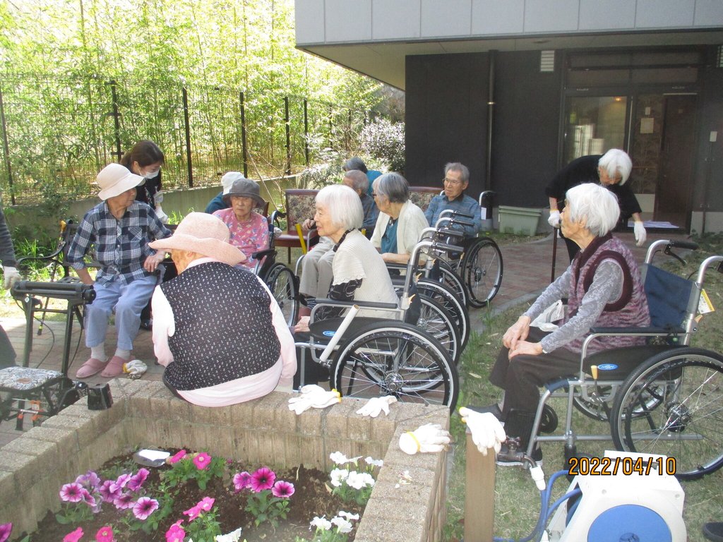 ラ・ナシカ よこすか弐番館の詳細情報・費用・評判(神奈川県