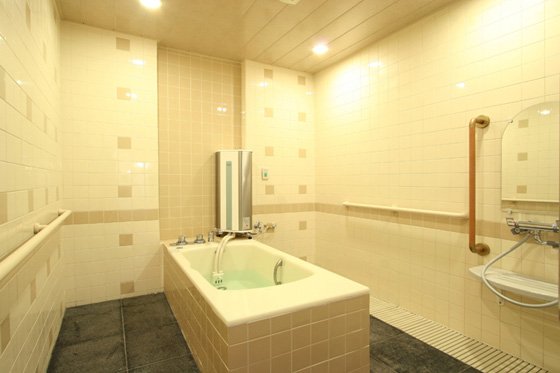 アズハイム横浜東寺尾