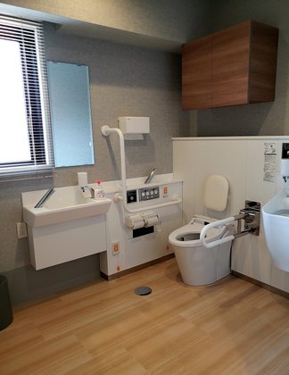 アズハイム三鷹