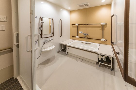 アズハイム城東公園