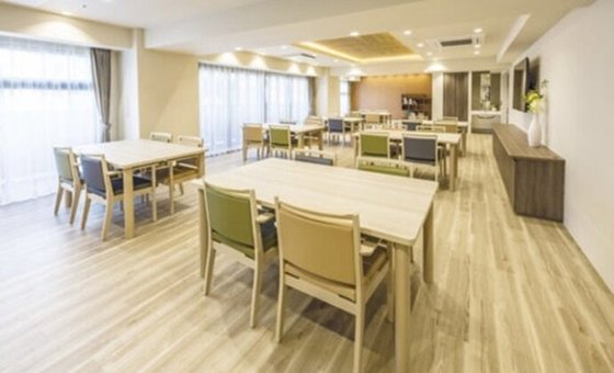 アズハイム国立