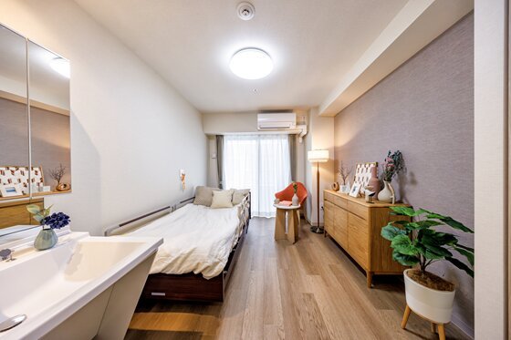 アズハイム足立六町