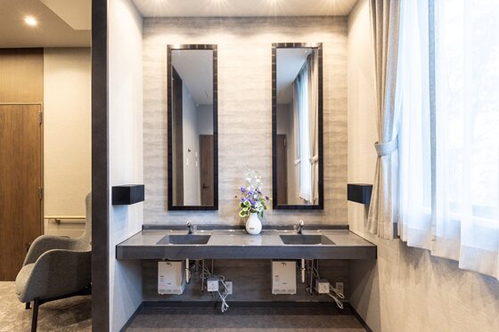 アズハイム足立六町