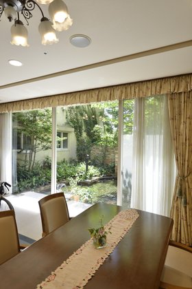 ラビアンローズ緑地公園