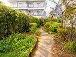 🌿ラビアンローズ緑地公園 お庭の遊歩道🌿