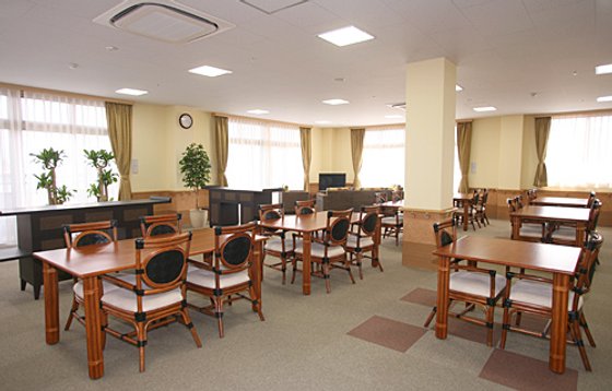 あずみ苑グランデ三咲