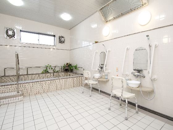 あずみ苑ラ・テラス逆井