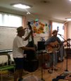 【デイサービスココファン藤沢】 音楽コンサート♪ 「トラ&ゴトー」