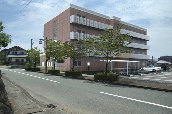 ココファンにしばる