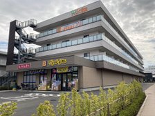 近隣 ドラッグストア:マツキヨ