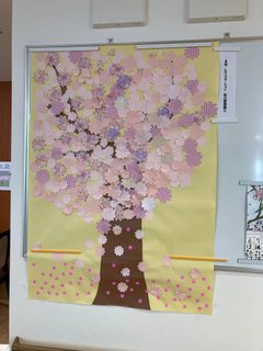 桜の飾りをつくりました♪