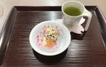 【デイサービス】春のおやつレク(ころころあんこのお団子)