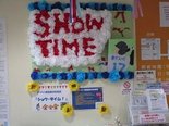 高校生の皆さんとの共同作業です。壁掛け作りに挑戦しました!