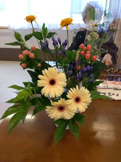 フラワーアレンジメント🌷