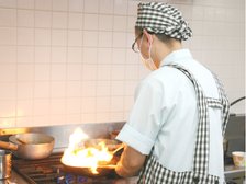 直営厨房による手作りの美味しさ