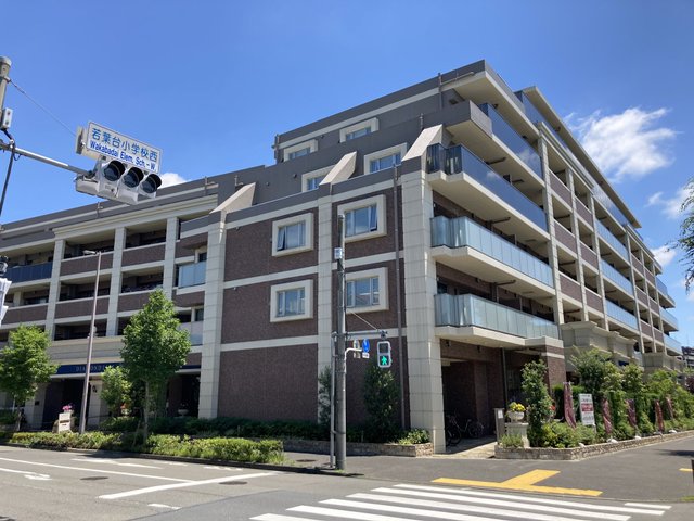 ダイヤモンドライフ若葉台の詳細情報・費用・評判(東京都稲城市の  