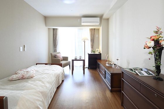 グランダ岡本里安邸