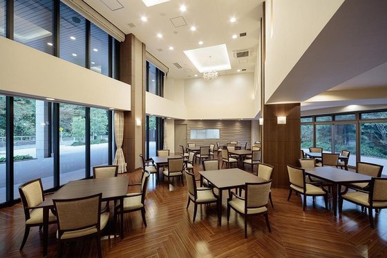 グランダ岡本里安邸