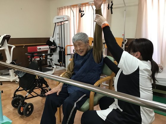 スーパー・コート松原