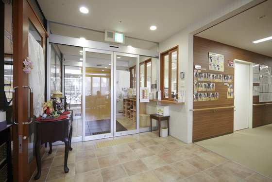 スーパー・コート大東