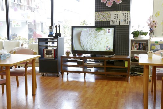 スーパー・コート大東