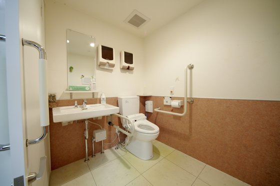 スーパー・コート大東