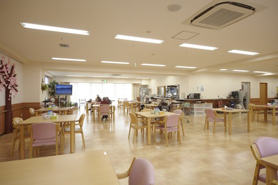 スーパー・コート 川西