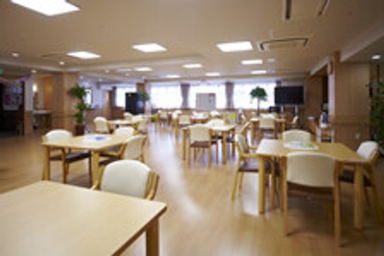 スーパー・コート 豊中緑地公園