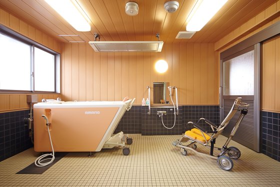 スーパー・コートあやめ池