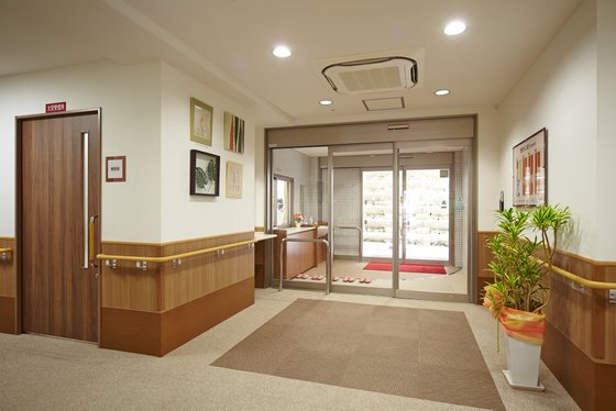 スーパー・コートあやめ池