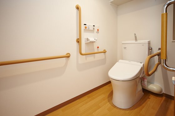 スーパー・コートあやめ池