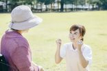 レビー小体型認知症の原因は?注意すべき症状や発症しやすい人の特徴⑧