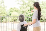 パーキンソン病でも安心。健やかな毎日を支える施設選びのコツ