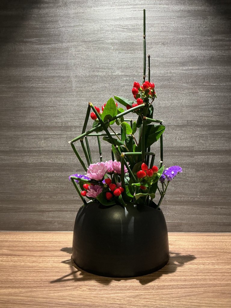 備前花生け ヒダスキで生け花 | 備前焼窯元 小西陶古