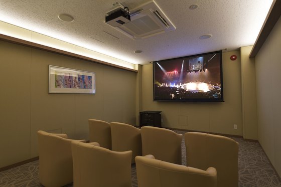 トラストグレイス白壁