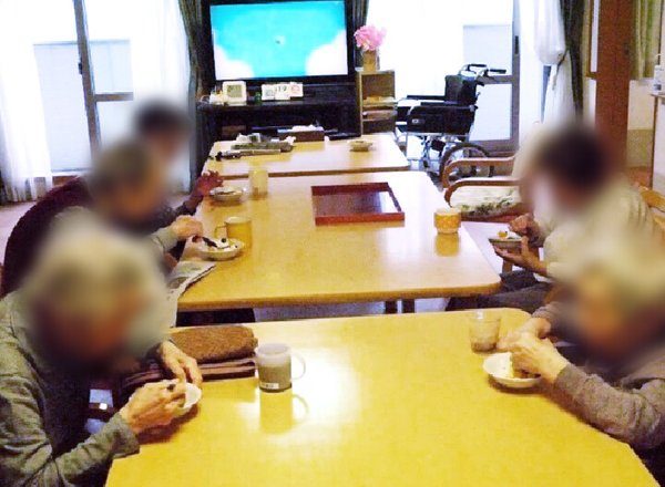 梅雨が来る前にスカッと祝いましょう 西ヶ原の 父の日 たのしい家 西ヶ原 北区 Lifull介護 旧home S介護