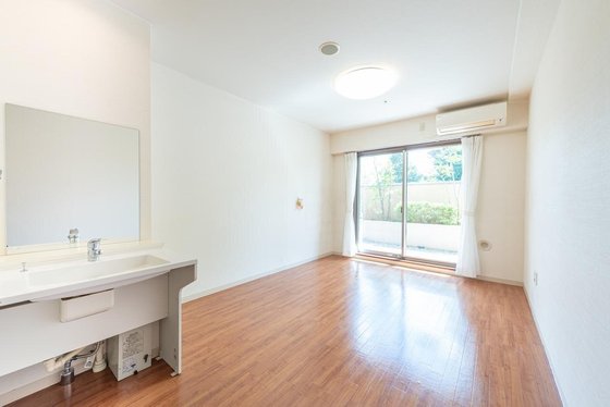 イリーゼ浦和大門