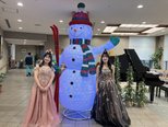 スノーマンに見守られながら…『クリスマスピアノコンサート♪』