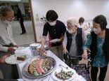 隣の芝生は青い!開所一周年記念式典に参加。