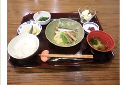 夕食の一例(魚料理)