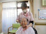 『ビューティタッチセラピー&訪問カット』の様子をご紹介